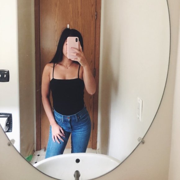 Francesca's | NWT Sienna Bungee Strap Seamless Bodysuit - Picture 5 of 14